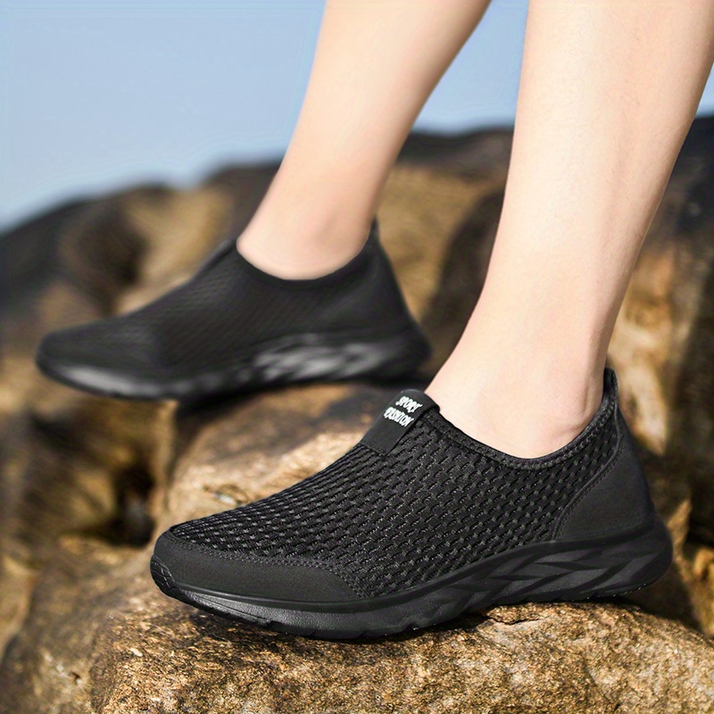 mens mesh breathable lightweight slip on casual shoes for traveling jogging details 1
