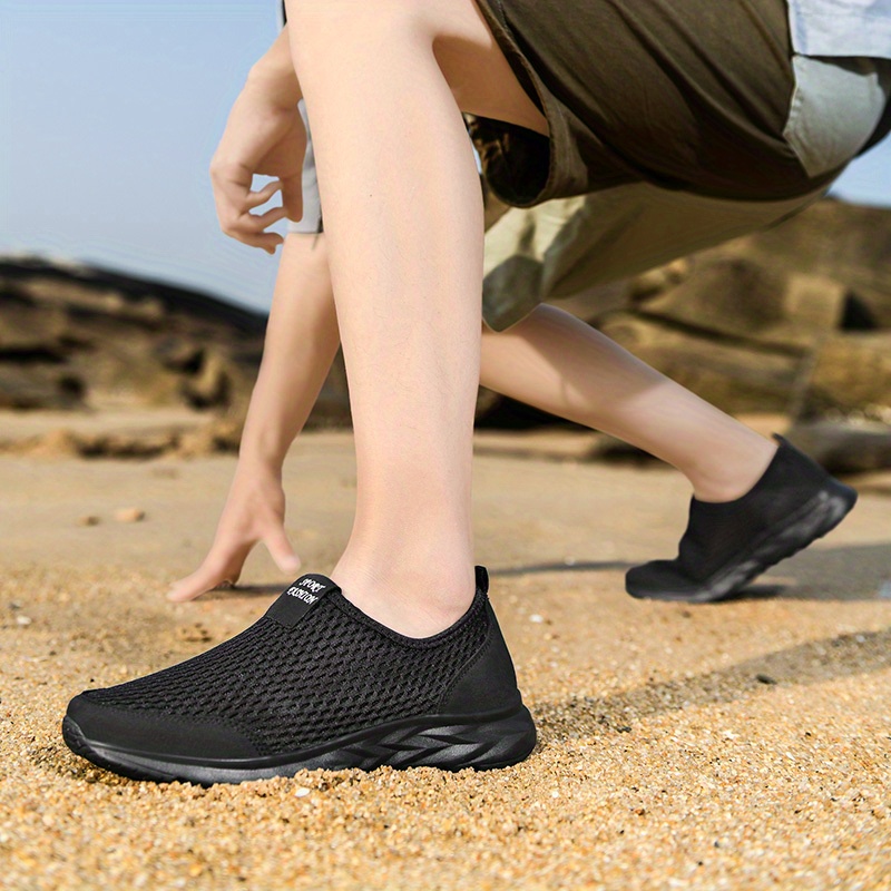 mens mesh breathable lightweight slip on casual shoes for traveling jogging details 6